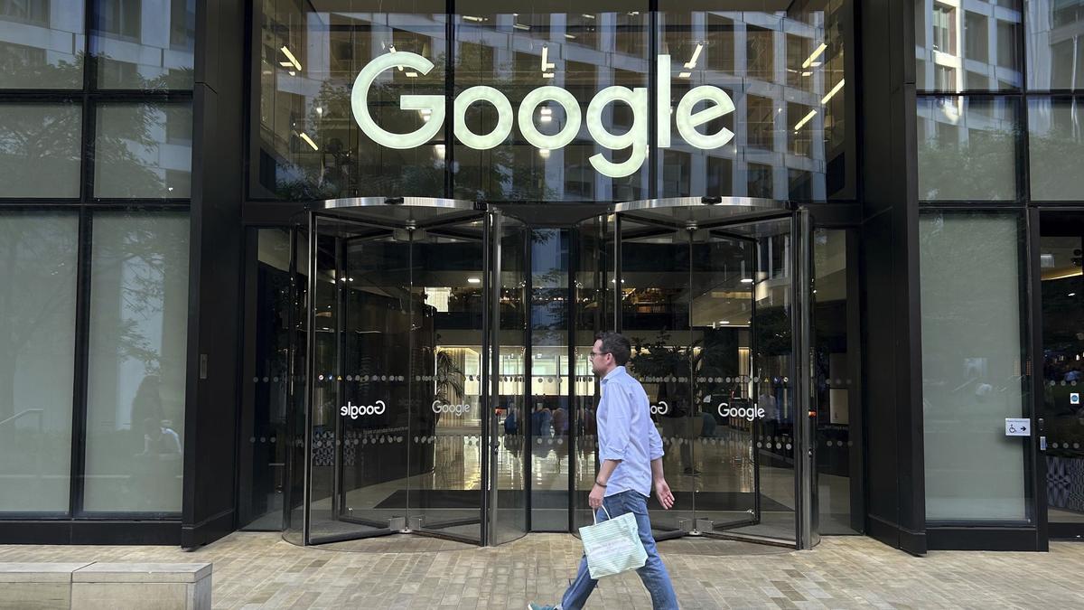 At Google antitrust trial, documents say one thing. The tech giant’s witnesses say different