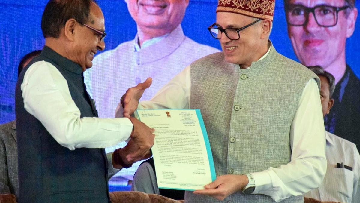 Union Minister Chouhan earns praise of J&K CM as Centre clears ₹3,566-crore PMGSY package