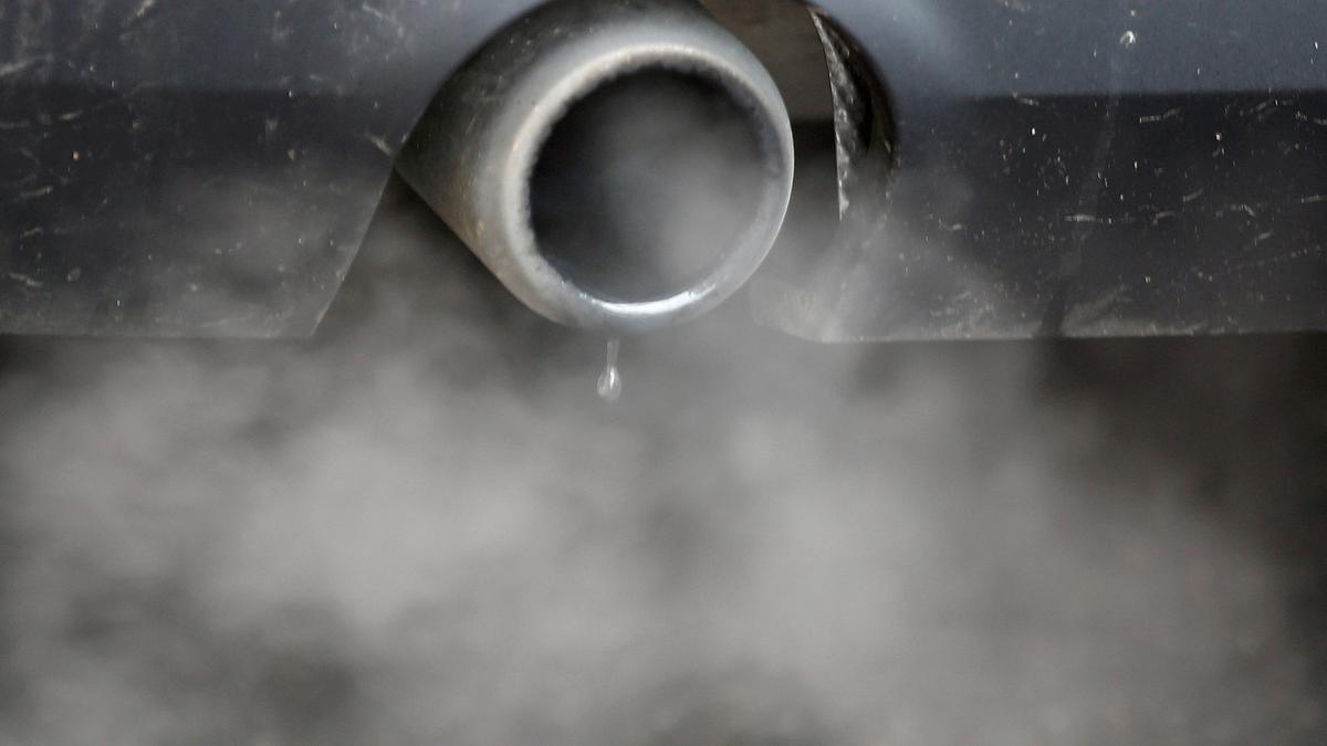 Carmakers nearly as carbon-heavy per euro as oil firms, says NGO