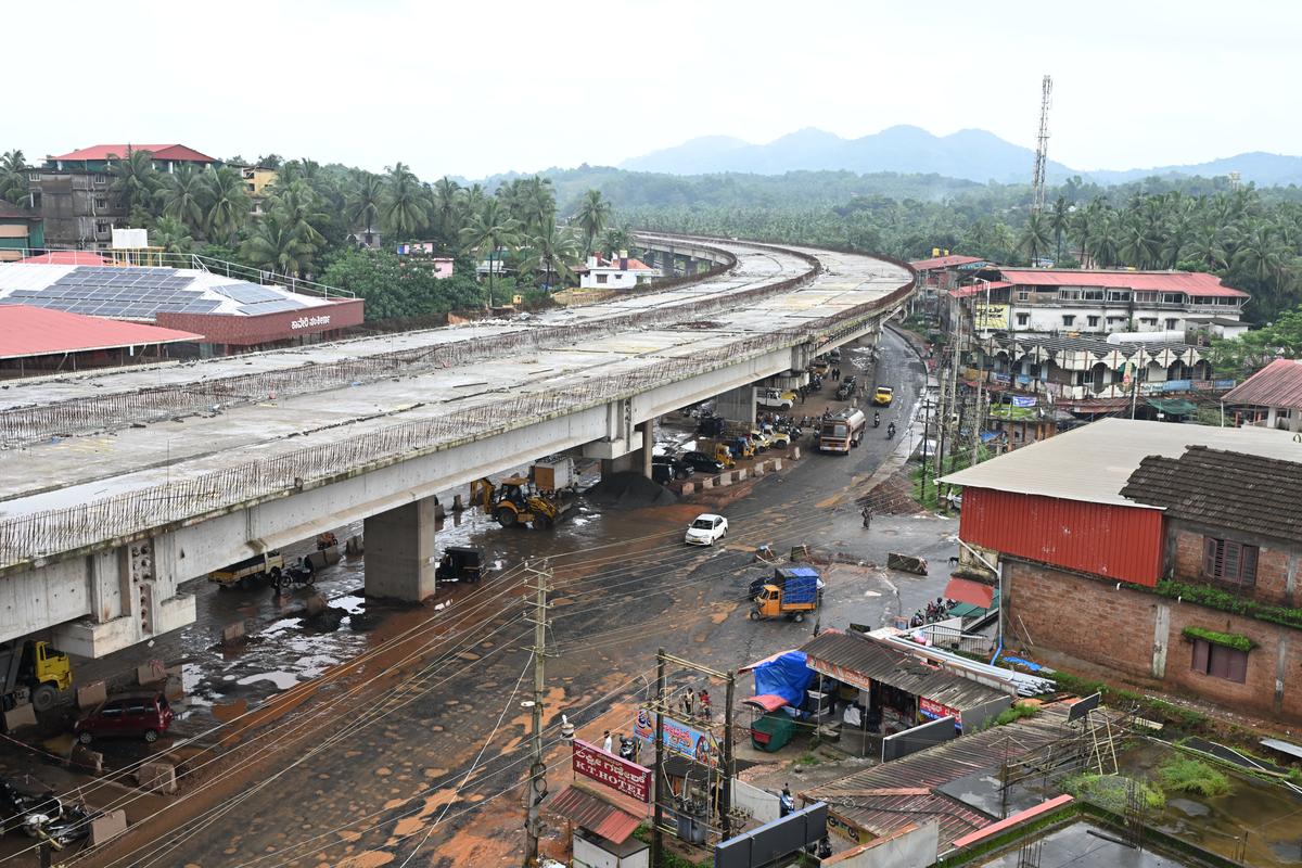 The work on the 2 km long elevated highway has resulted in a lot of inconvenience for the people of Kalladka town, with dust during summer and slush during the rainy season.