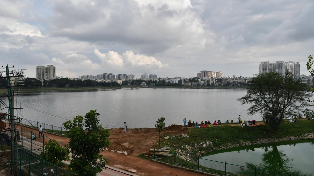 Karnataka High Court directs Chief Secretary to set up panel to oversee removal of encroachments from Sarakki Lake buffer zone