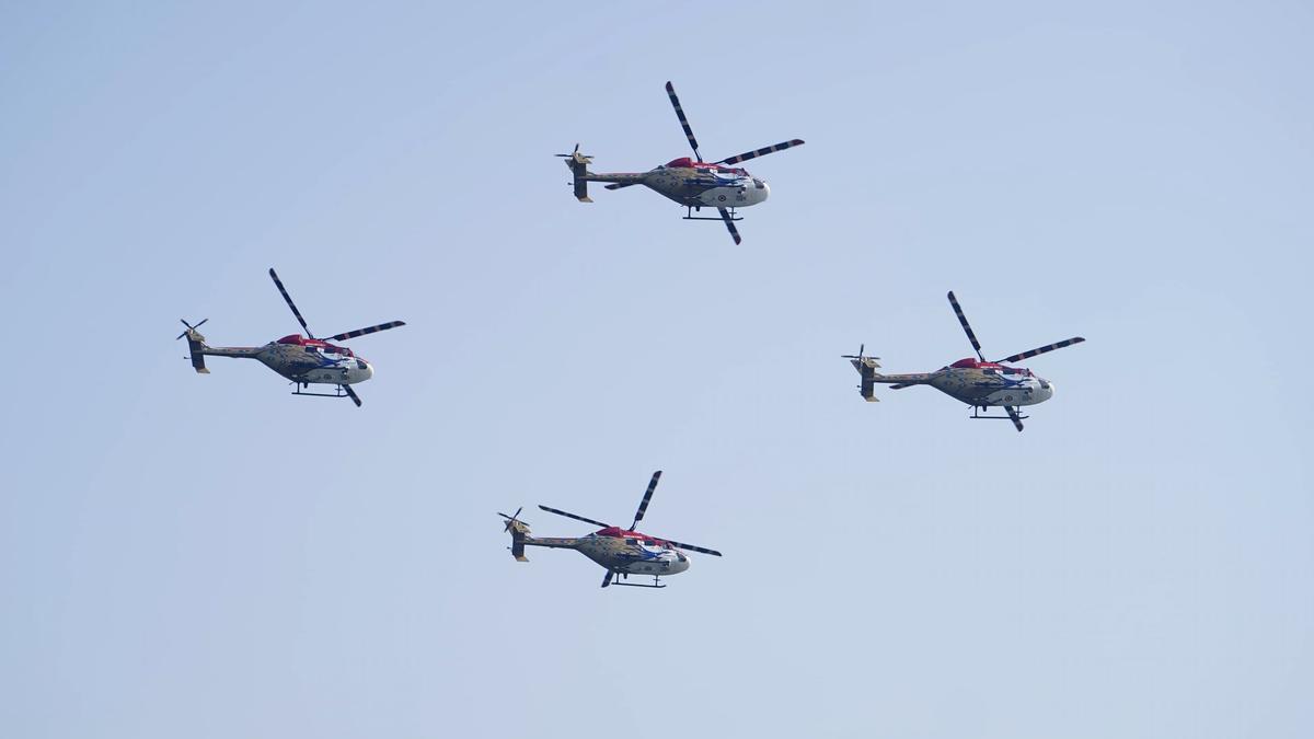 IAF's famed helicopter display team Sarang to participate in Mysuru Dasara  - The Hindu