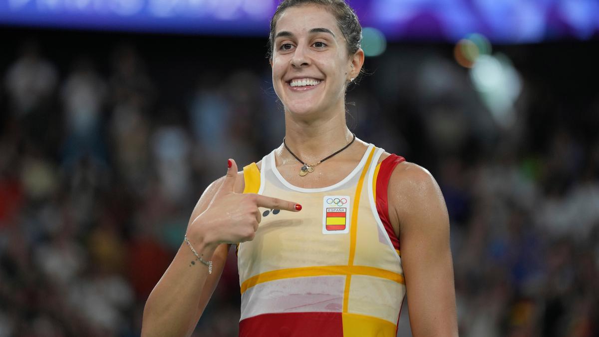 ओलंपिक और विश्व बैडमिंटन चैंपियन स्पेन की कैरोलिना मारिन ने संन्यास ले लिया है