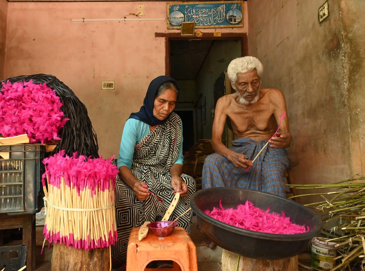 A Muslim colony is into mass production of Sabarimala paraphernalia