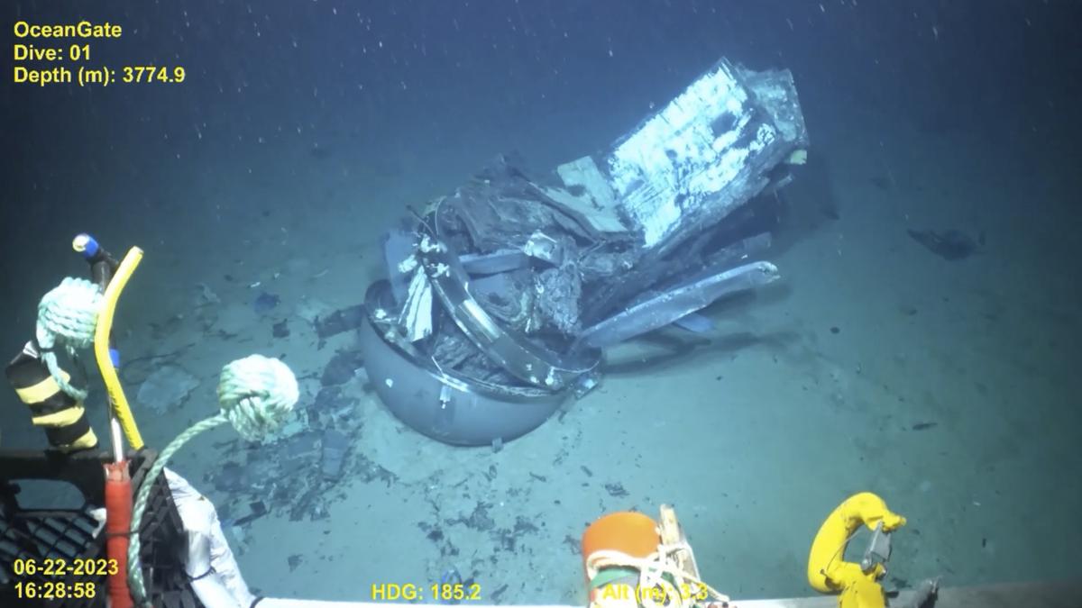 Titan submersible’s scientific director says the submarine malfunctioned just prior to the Titanic dive