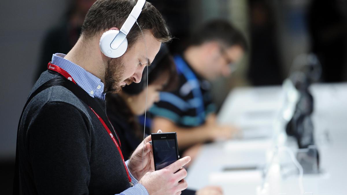 Music lovers await Spotify Wrapped and YouTube Music Recap stats