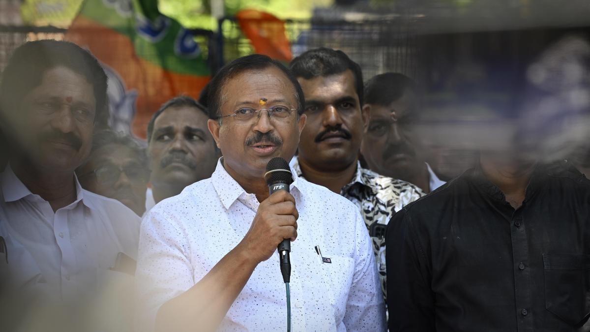 BJP leader V. Muraleedharan ridicules allegation of ED raid in former Kerala Chief Minister Pinarayi Vijayan’s house being politically motivated