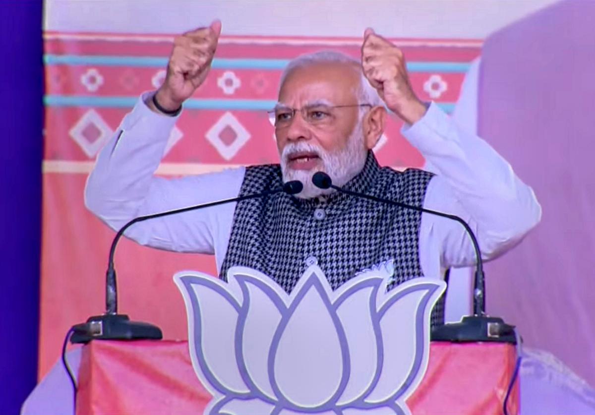 Congress oblivious to existence of tribals in India: PM Modi in Gujarat