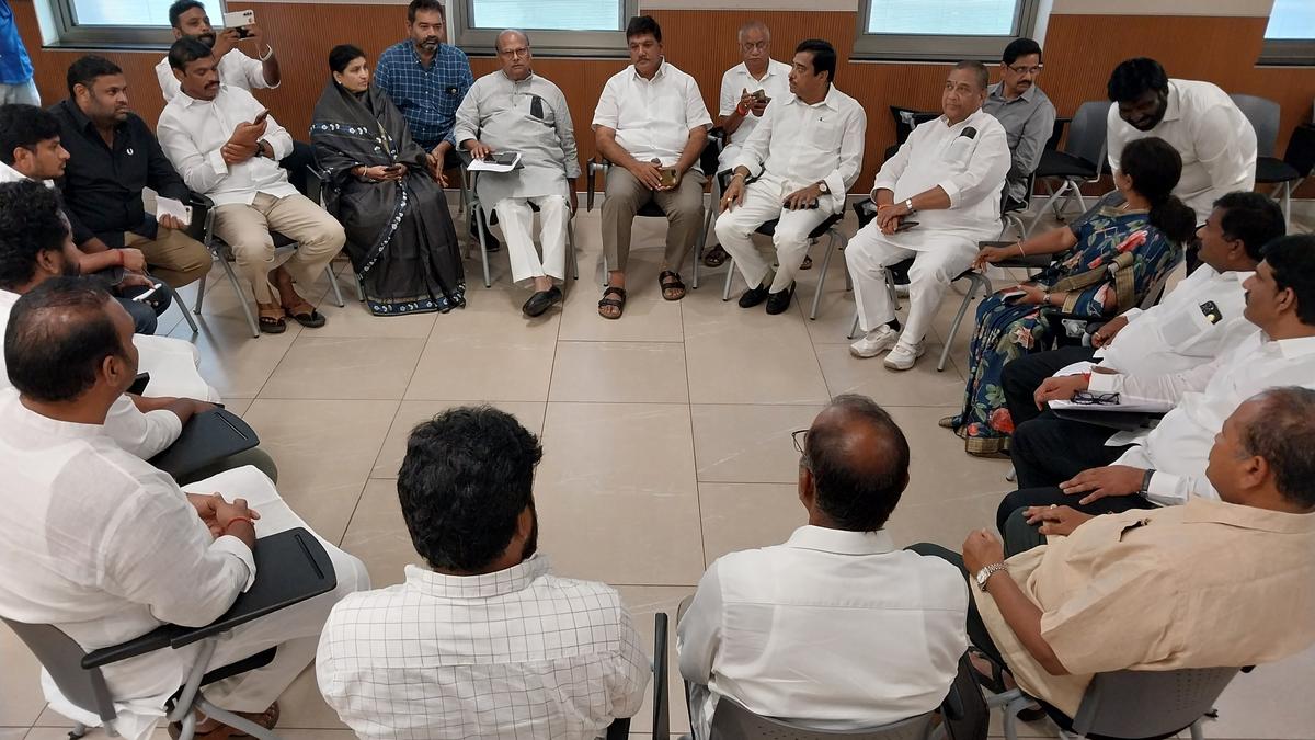 Rasta rokos, protests, arrests mark TDP State-wide bandh