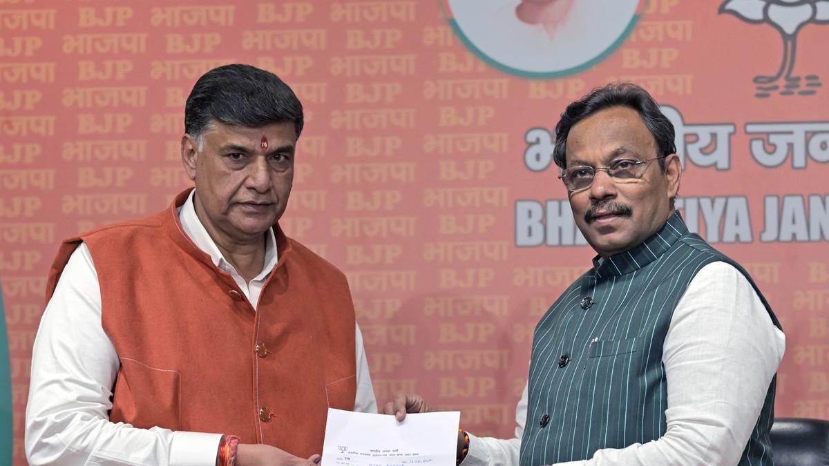 Ex-Congress MLA and AICC office-bearer Ajay Kapoor joins BJP