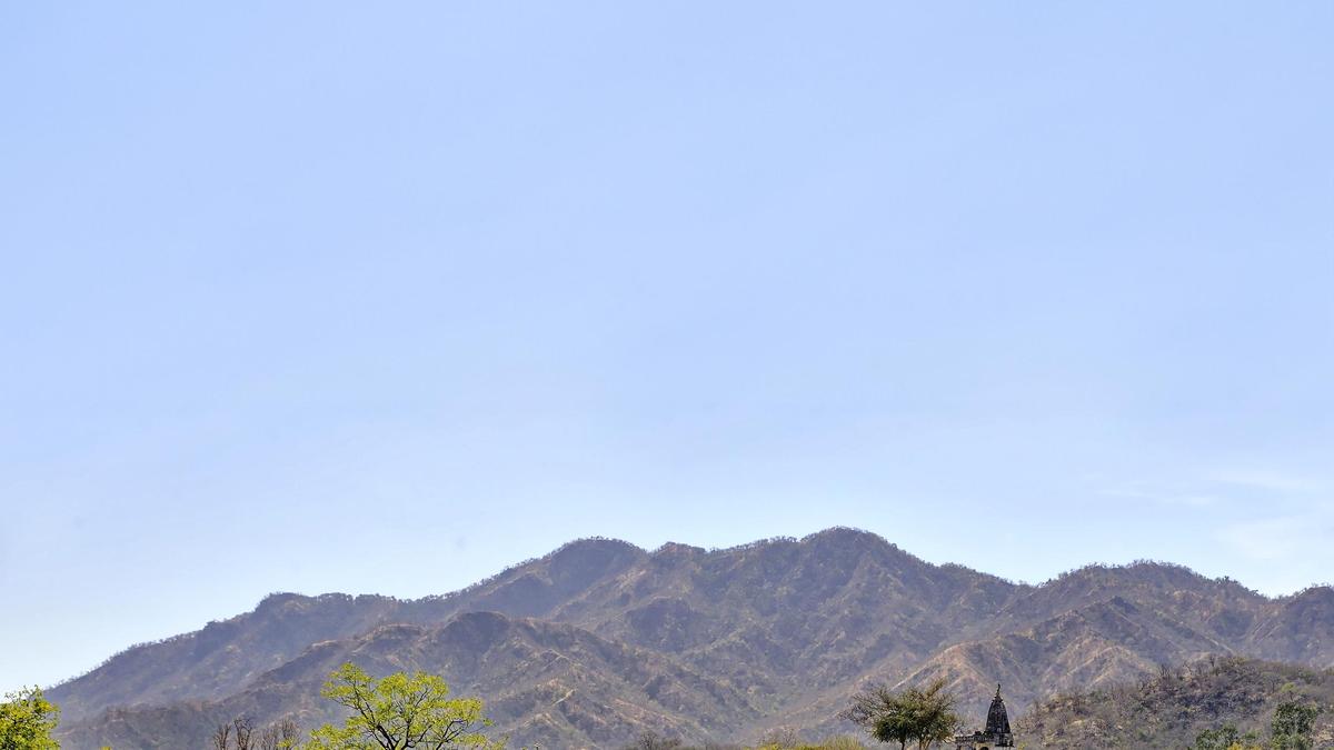 How is the Aravalli range to be protected? | Explained