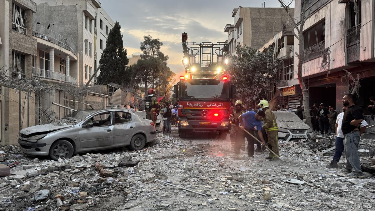 https://th-i.thgim.com/public/incoming/fkd9u5/article69691197.ece/alternates/LANDSCAPE_1200/AFP__20250613__629B9TY__v3__HighRes__IranIsraelConflictPoliticsNuclear.jpg