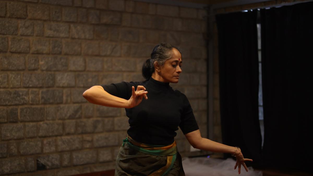 Anuradha Venkataraman’s ‘Bound by Soil’ is a an exploration of social injustice through Bharatanatyam