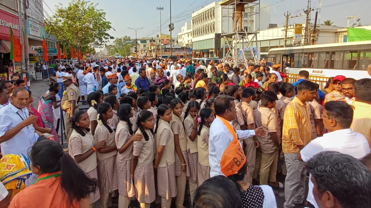 Schoolchildren at PM Modi’s Coimbatore road show | Inquiry begins into poll code violations