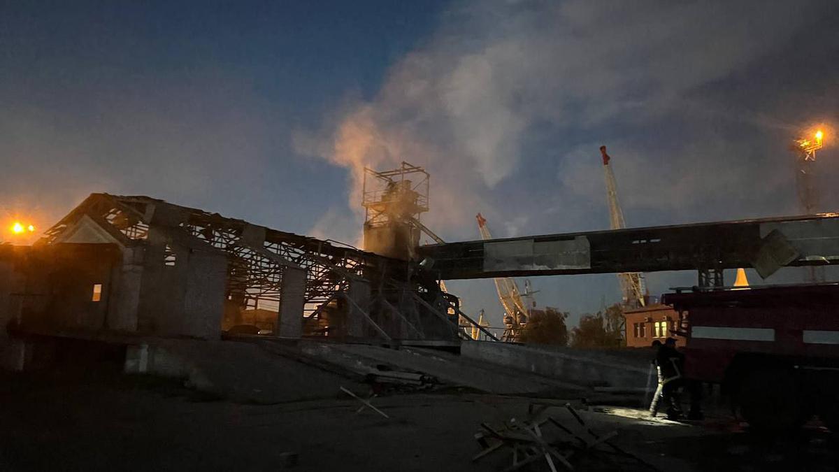 Russian drone strikes hit Ukrainian port on Romania's border that is key to grain exports