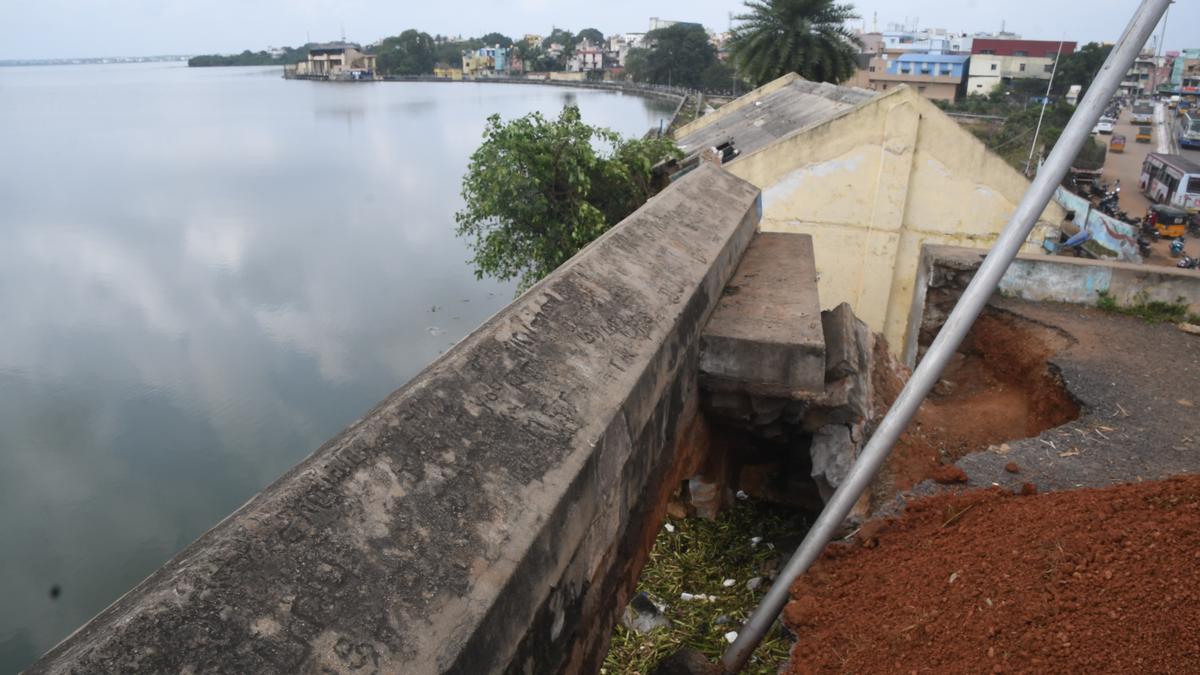 WRD facing challenges in executing restoration works post Cyclone Michaung