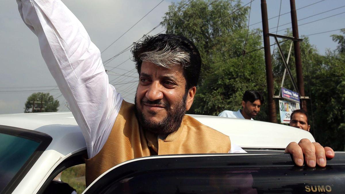Terror funding case: Supreme Court questions NIA for referring to separatist Shabir Shah's speeches of 1990s