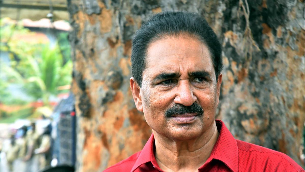 N.K. Premachandran sustains minor injuries in road accident near Mavelikara