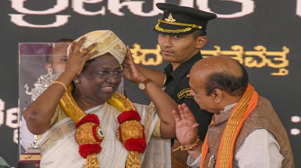 When President Droupadi Murmu came wearing Mysore silk sari