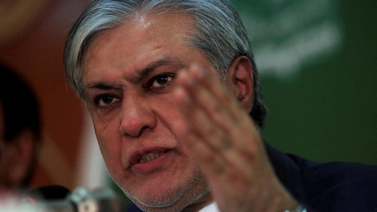 Cash-strapped Pakistan receives USD 2 billion from Saudi Arabia: Pak. Finance Minister Dar