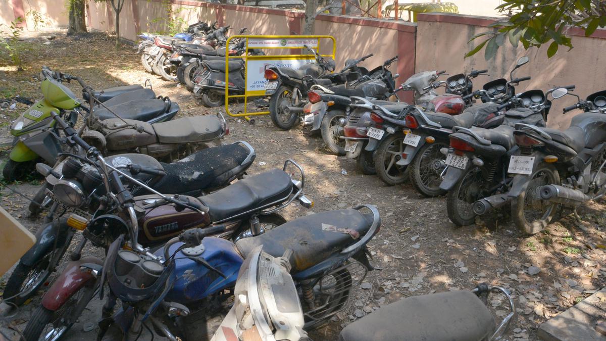 How to scrap your end-of-life car at Registered Vehicle Scrapping Facility in Karnataka
Premium