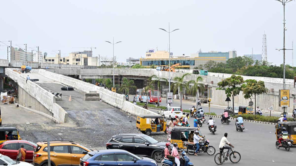 U-turn flyover on OMR near Tidel Park, nearing completion