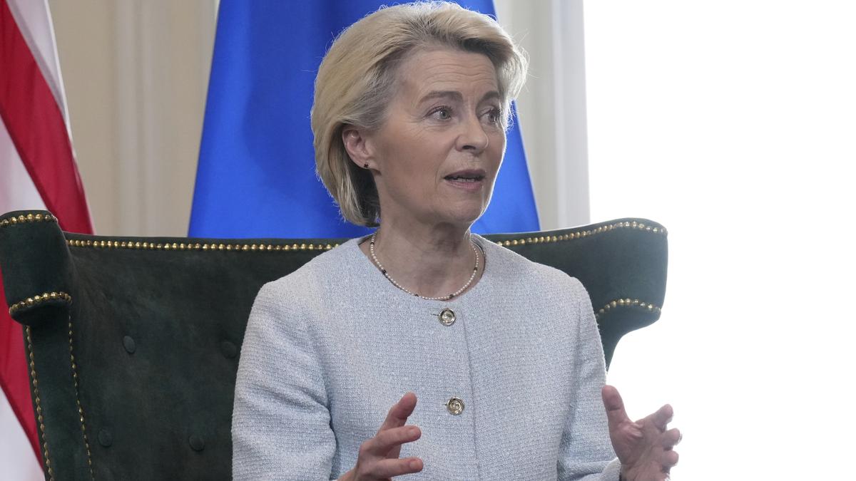 EU Chief’s texts to pharma boss during pandemic were likely erased, say media reports