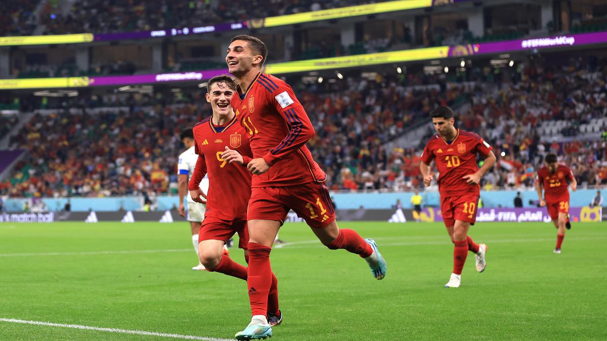 Young Spain Squad Routs Costa Rica 7-0 At World Cup