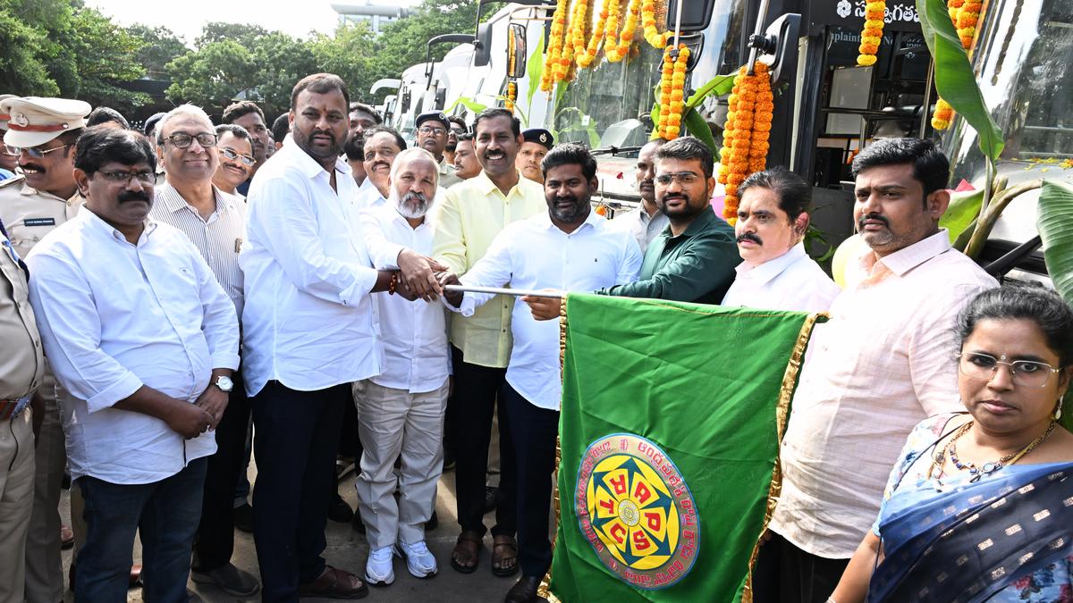 Transport Minister flags off four new RTC buses from Visakhapatnam