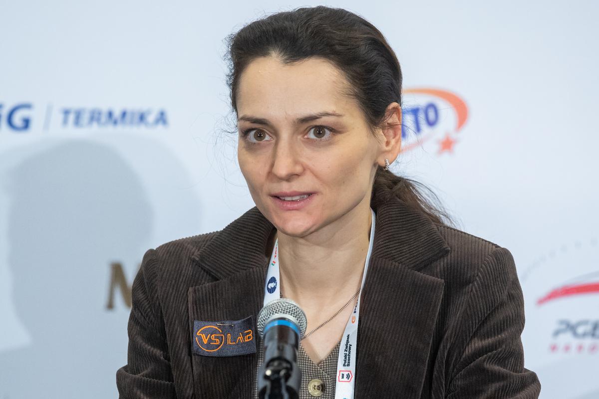 One of the pioneers: Alexandra Kosteniuk started a YouTube channel way back in 2009.