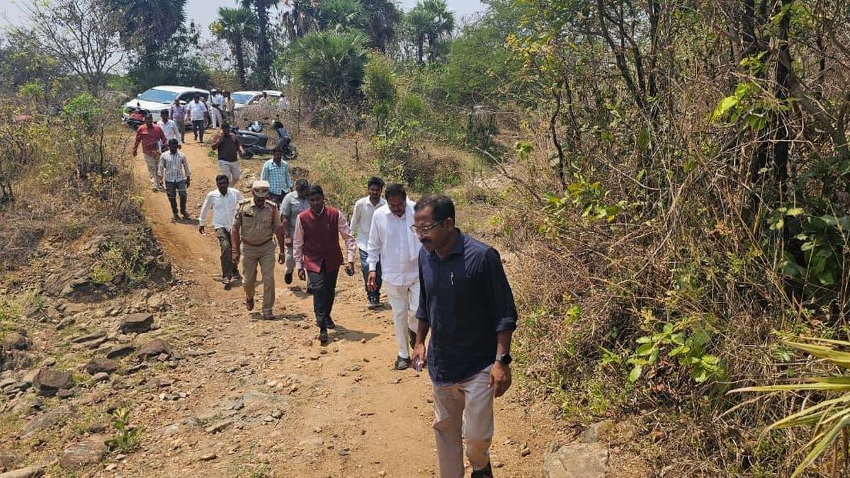 Polavaram displaced families seek land along Odisha, Chhattisgarh borders