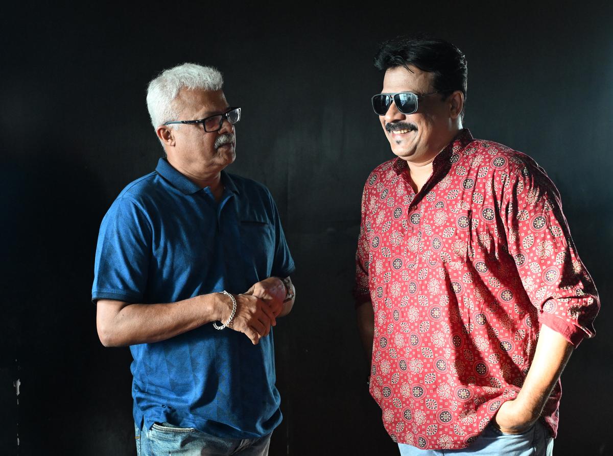 Babu Footloosers a.k.a Santosh Kumar (left) with Sajeesh Kumar 