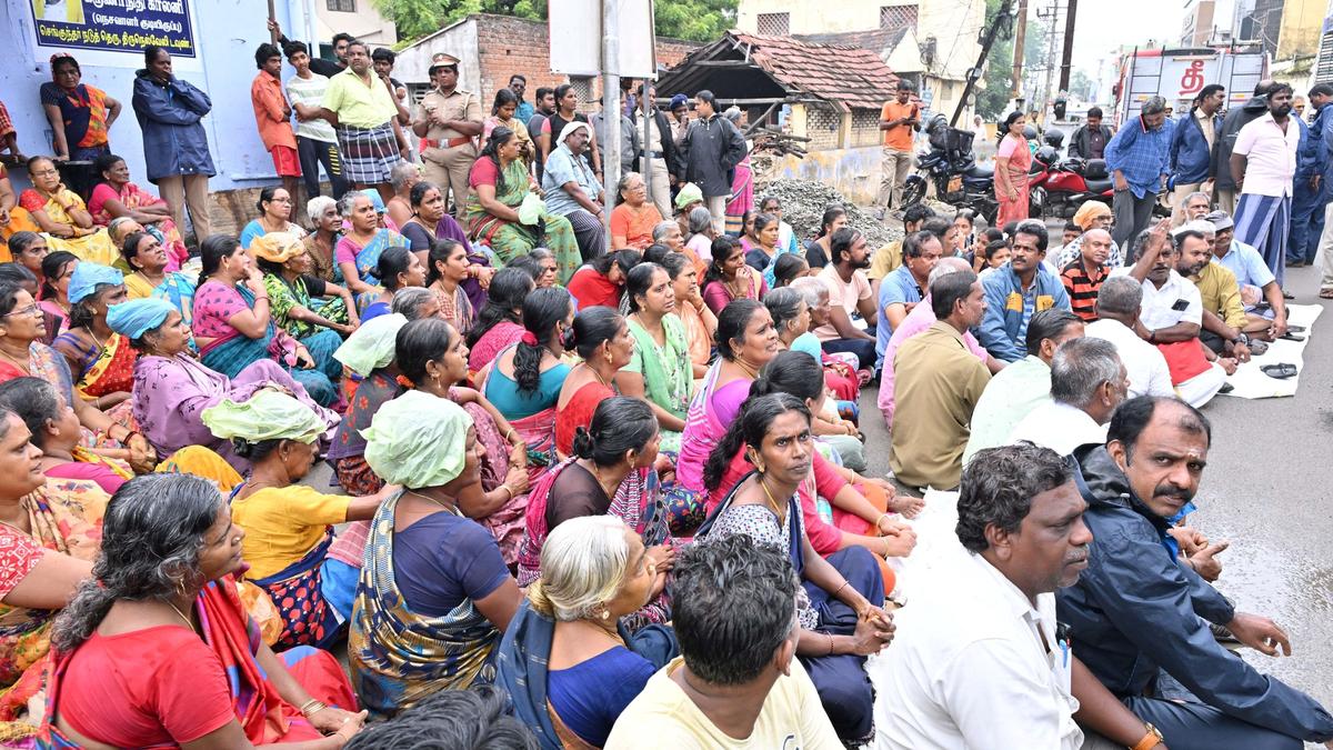 Residents oppose HR&CE department’s eviction move, block road in protest