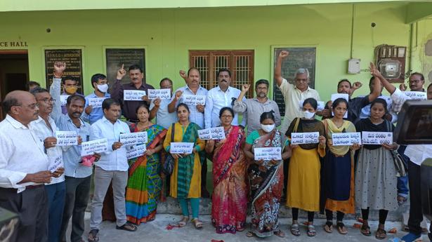 Andhra Pradesh: Stalemate continues on CPS, fresh round of talks on September 7