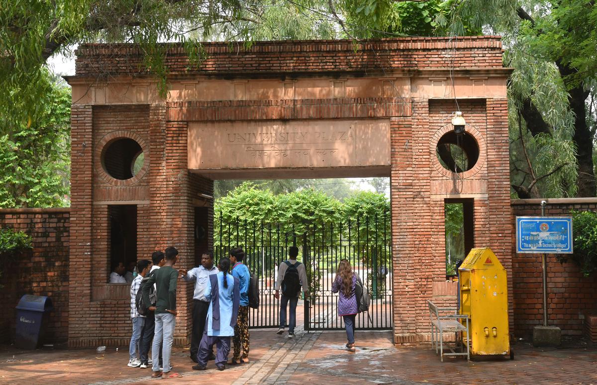Delhi University To Admit Extra Students In First Round Of Admission 