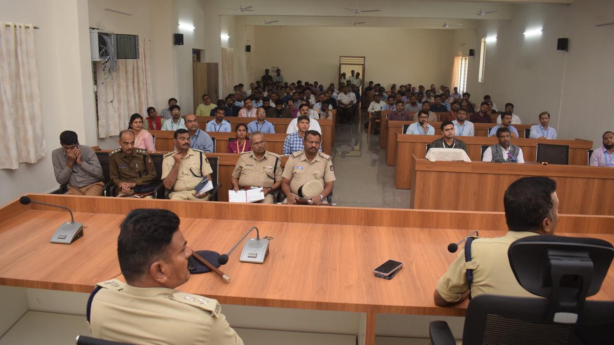 Kodagu police advise bank officers, jewellery store owners to be more vigilant and step up security measures following recent bank robberies