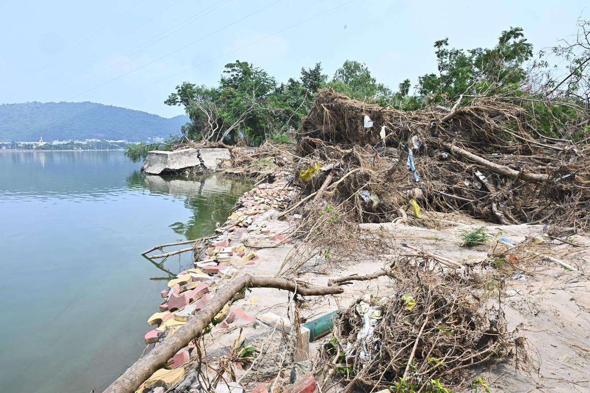 Many trees on the Bhavani Island were uprooted and facilities were destroyed.