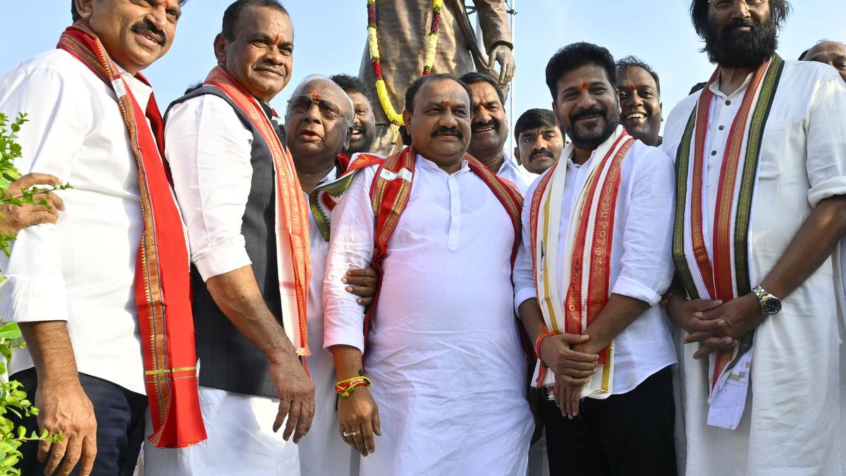 KCR’s family looted Telangana while Sonia sacrificed for Telangana: Revanth