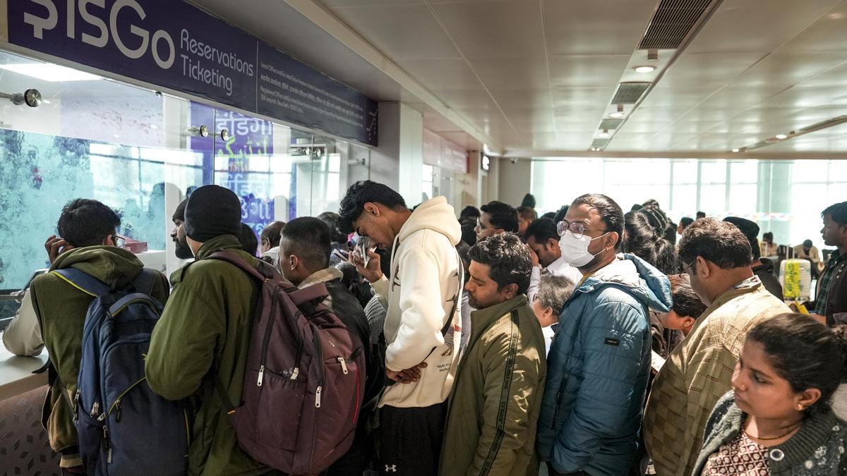 क्या संकट को रोकने के लिए इंडिगो और अधिक पायलटों को काम पर रख सकती थी? क्या संकट को रोकने के लिए इंडिगो और अधिक पायलटों को काम पर रख सकती थी?