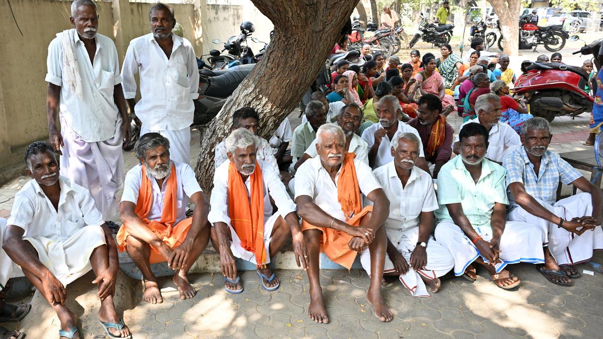 Farmers seek DPC in Chellampatti union