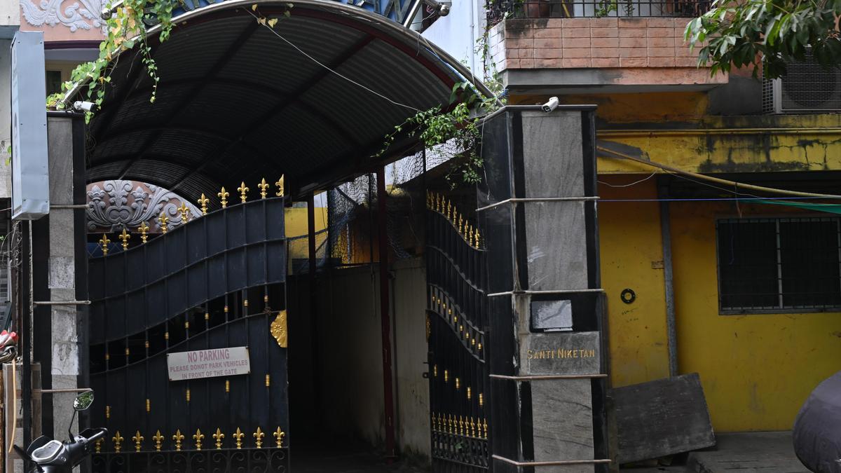 A small plaque in Mylapore that keeps alive Rabindranath  Tagore’s first visit to Madras