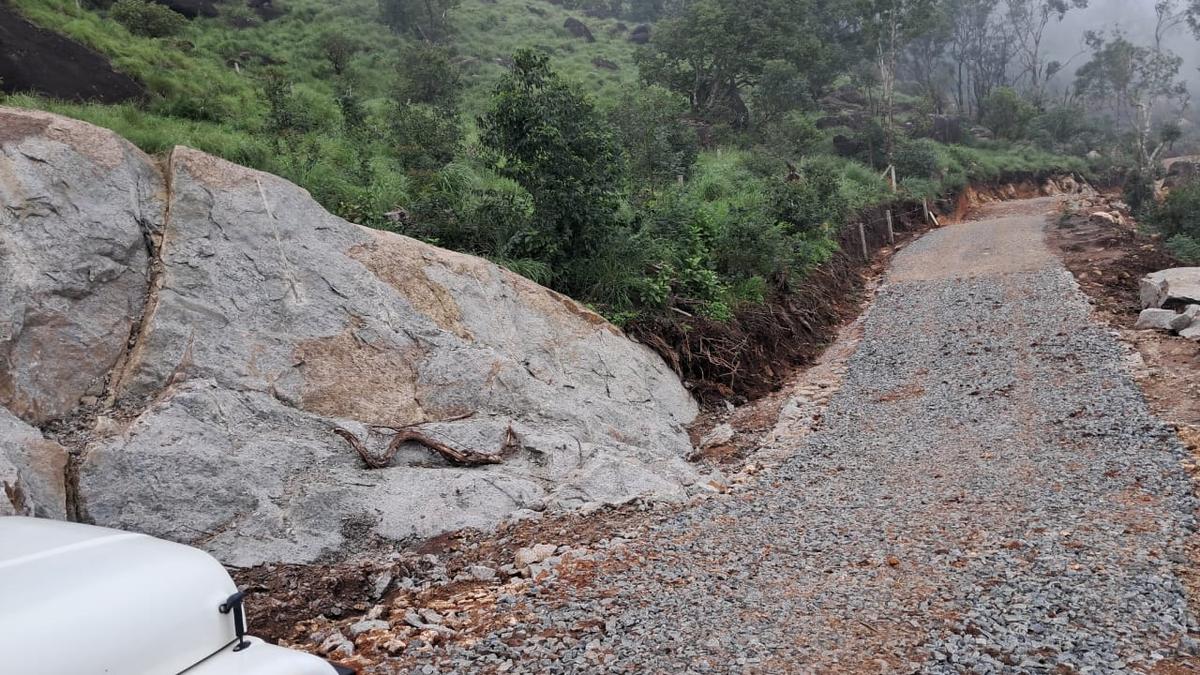 Revenue department issues stop memo against construction activities in Chokramudi hills