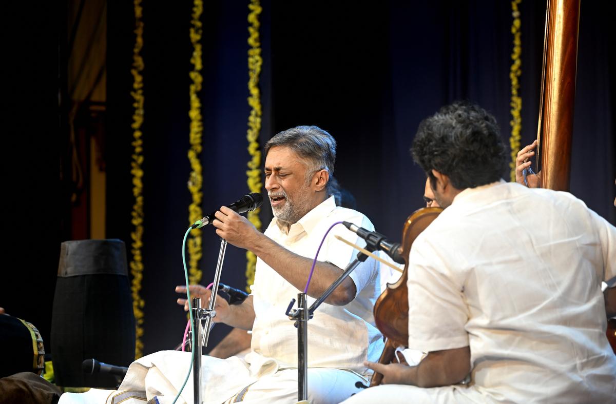 Sanjay Subrahmanyam performing at  Tamil Isai Sangam in Chennai. 