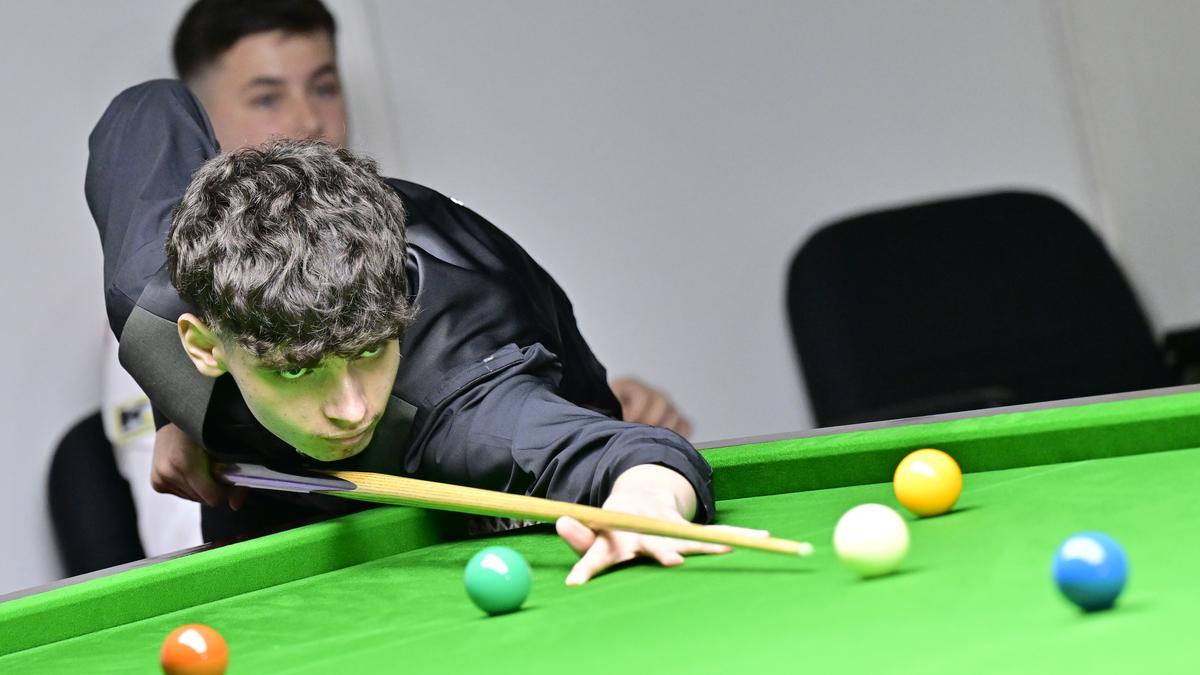 IBSF World under-17 boys’ snooker championship: Richter to meet Issarangkun in the summit clash