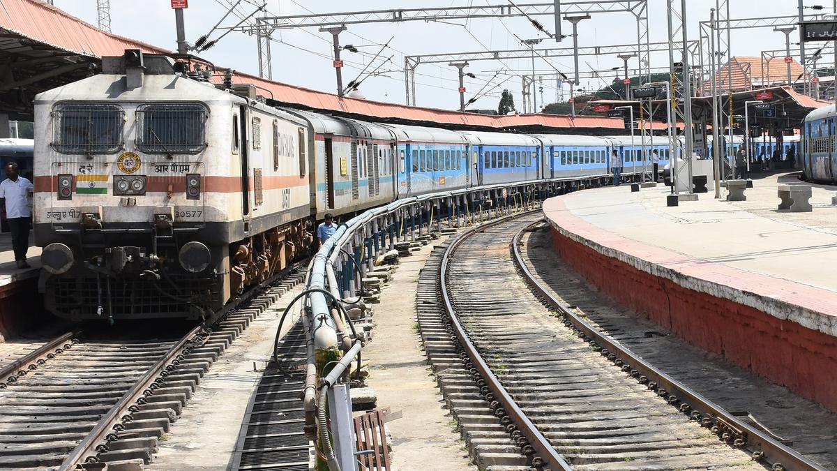 Railways to focus on rolling out “zero deficiency” coaches