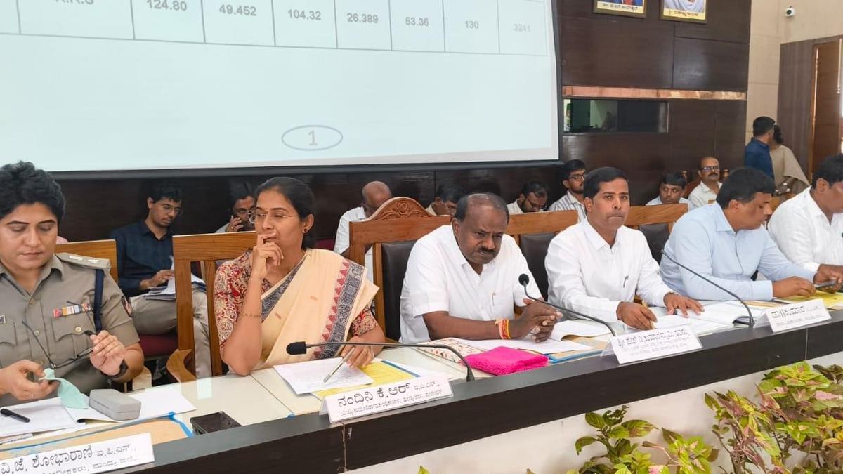 HDK warns against politics, fast-tracks ₹750-cr ARAI facility in Mandya