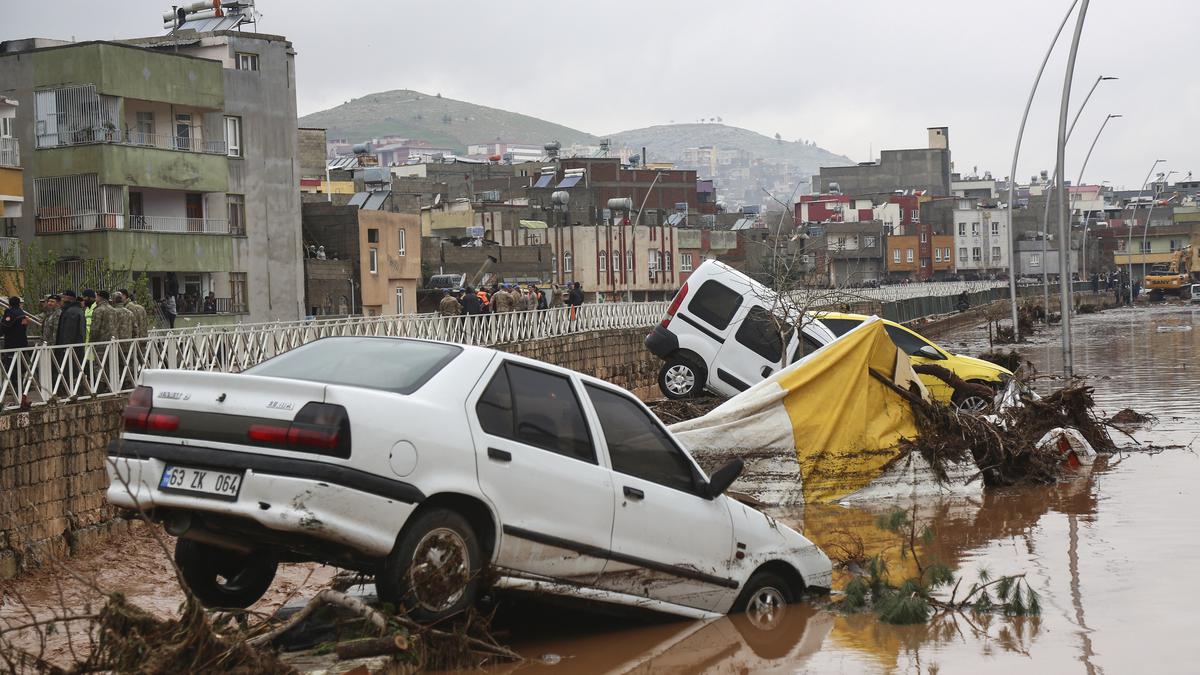 Turkey floods kill 10 in earthquake-affected provinces