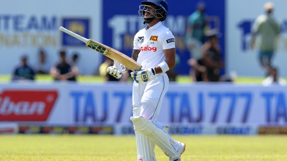 Sri Lanka wins the toss and bats in first test against New Zealand