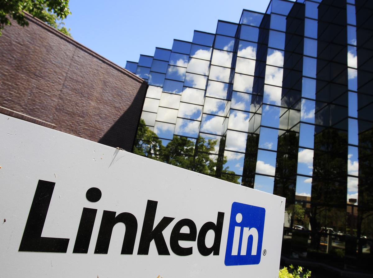 How to Get Hacked Linkedin Account Back