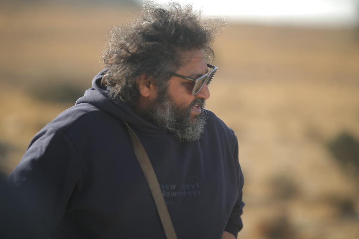 Filmmaker Lijo Jose Pellissery on the sets of Mohanalal-starrer Malaikottai Vaaliban.  